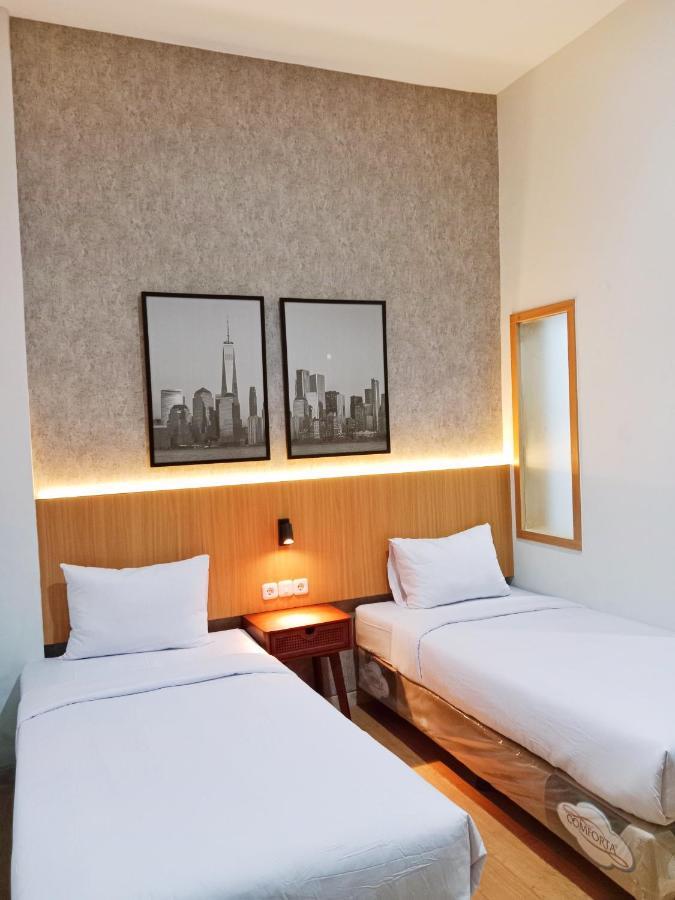 Andita Syariah Hotel Sorabaya Extérieur photo