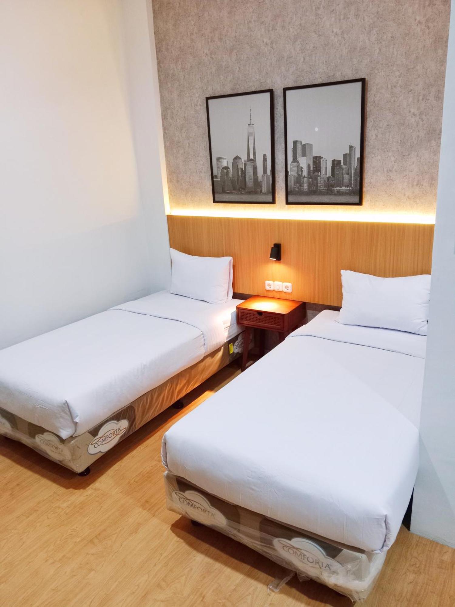 Andita Syariah Hotel Sorabaya Extérieur photo